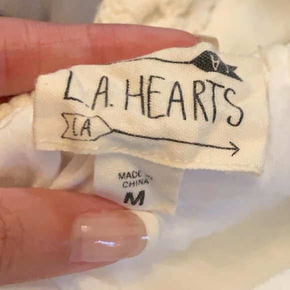 🥑FREE🥑 w/any FP purchase PacSun Strapless Crochet Romper in White - Picture 3 of 3